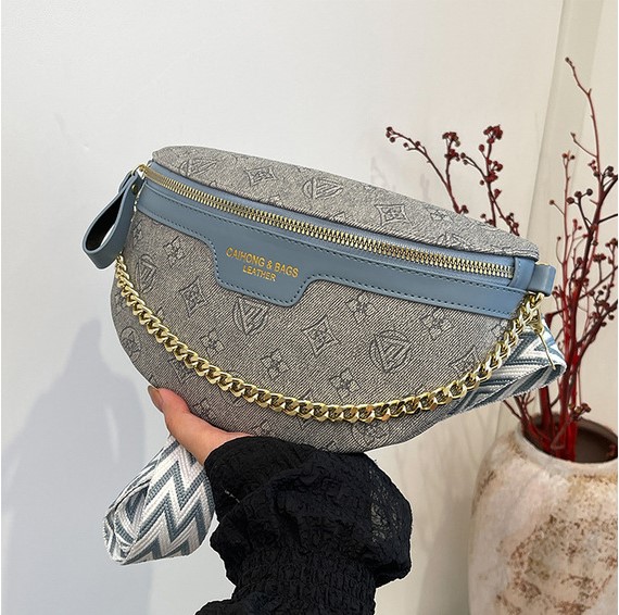 Chic Shoulder Bag - Crossbody for Men & Women in Bangladesh
