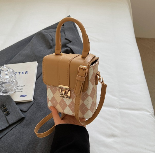 Designer Shoulder Bag - Magnetic Clasp for Women in Bangladesh