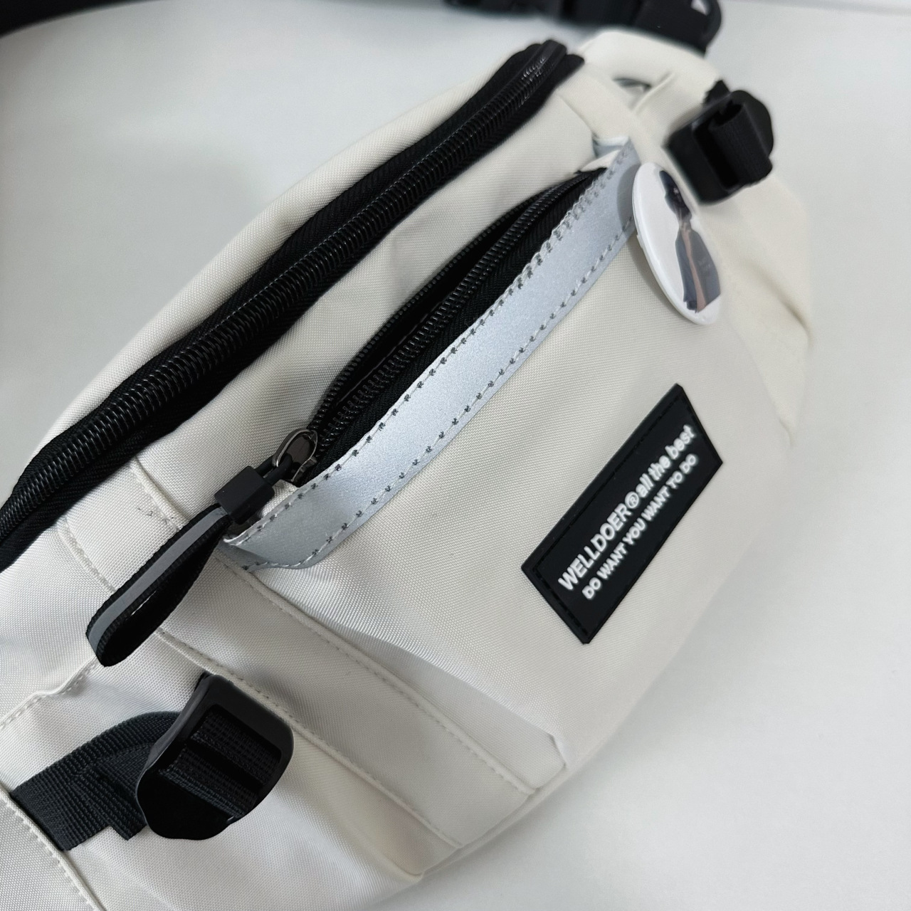 Everyday Crossbody Waist Bag - Adjustable Sling Chest Bag for Men & Women in Bangladesh