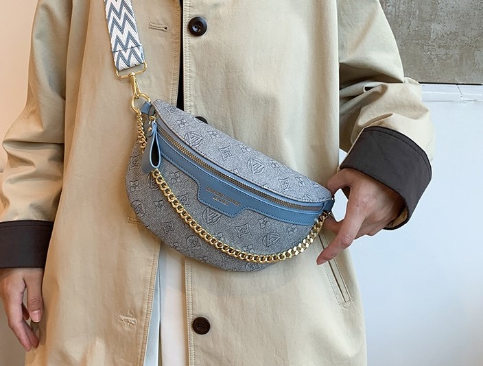 Chic Shoulder Bag - Crossbody for Men & Women in Bangladesh