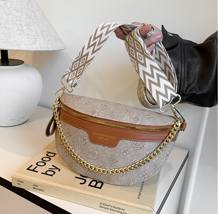 Chic Shoulder Bag - Crossbody for Men & Women in Bangladesh